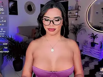 Stripchat Adult Webcam of Franciis_4u