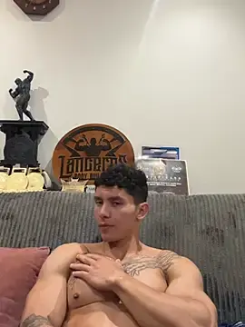Stripchat Adult Video Chat of JAYCAM_