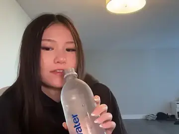 Stripchat Free Live Porn of luvvivii