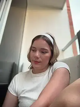 Stripchat Live Sex of NicoleCut