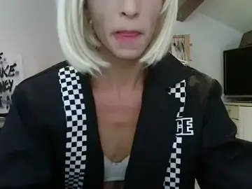 Stripchat Free Porn Cam of VictoriaBigSecret
