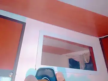 Stripchat Free Porn Cam of latinhott23