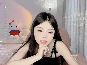 Stripchat Free Live Porn of QiQiQi_