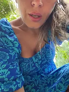 Stripchat Watch Live Sex Cams of ladywithbigass