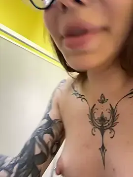 Stripchat Adult Webcams of babydolll