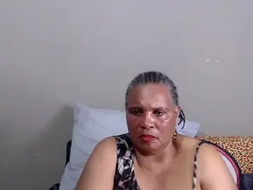 Stripchat Live Sex Cam of GrandBustyMelon