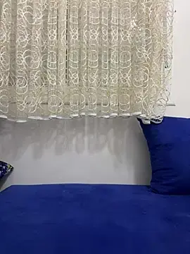 Stripchat Best live sex cam show of Labelleamira