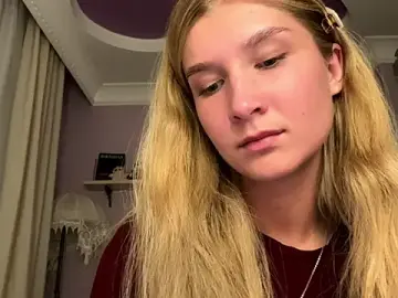 Stripchat Best Webcam of MyraCadoff