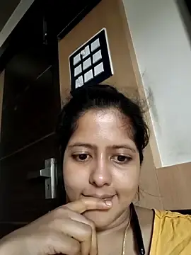 Stripchat Sex Cam of Aditi_sarkar
