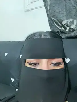 Stripchat Adult Webcam of mari_layali
