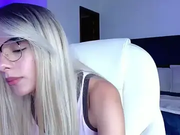 Stripchat Watch Live Sex Cams of Peytongh_
