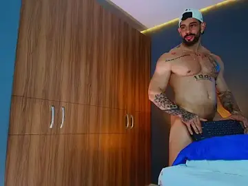 Stripchat Sex Chat of massimo_visconti