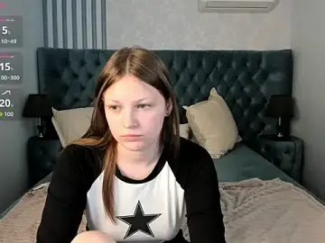 Stripchat Live Sex Cam of LauraBev