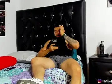 Stripchat Live Sex of mikeblaree