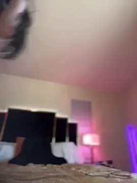 Stripchat Sex Cam of KarissaChantelle