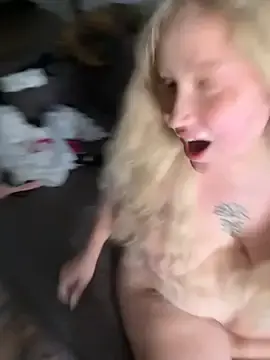 Stripchat Sex Cam of BlackLotos