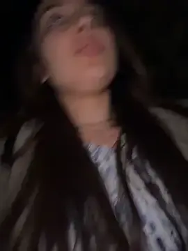 Stripchat Live Sex Cam of ICrazyOneIRL