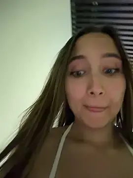 Stripchat Free Porn Cam of ICrazyOneIRL