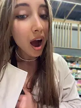 Stripchat Free Porn Cam of ICrazyOneIRL