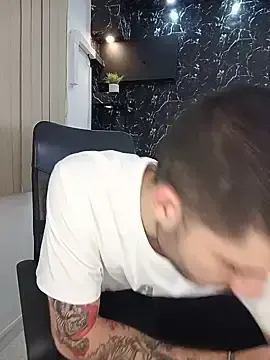 Stripchat Free Porn Cam of Rafael_Mendezz