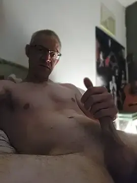 Stripchat Live Sex Cam of cjrrvjmooorewSghEtyGjky