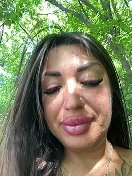Stripchat Live Sex Cam of RuslanaXX