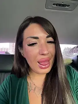Stripchat Free Porn Cam of RuslanaXX