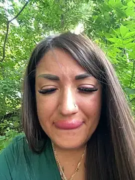 Stripchat Live Sex Cam of RuslanaXX