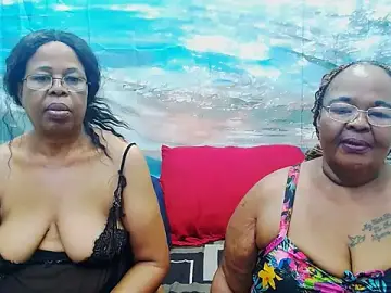 Stripchat Free Live Porn of SEXY_MATURExx