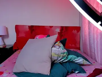 Stripchat Sex Cam of keyra_h
