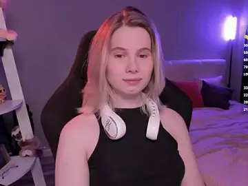 Stripchat Free Porn Cam of enigma_mia
