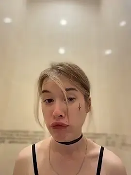 Stripchat Free Live Porn of Marryme-