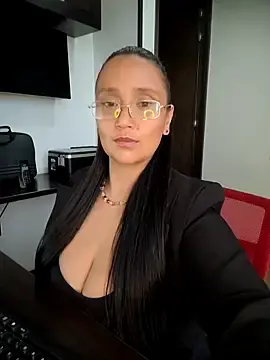Stripchat Best live sex cam show of Esmeralda333