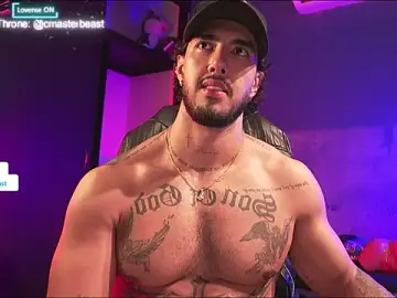 Stripchat Sex Cam of JACOB_MARTINS