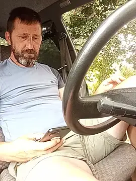 Stripchat Best Webcam of BZH45