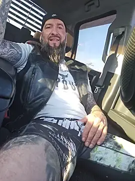 Stripchat Nude Webcam of Beardedtattood