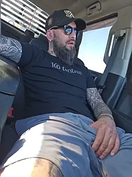 Stripchat Live Porn of Beardedtattood