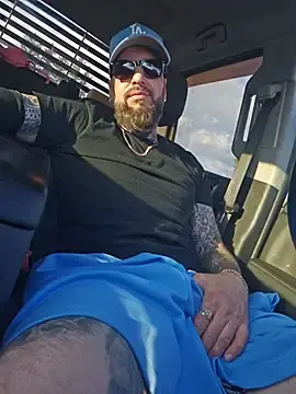 Stripchat Best Webcam of Beardedtattood