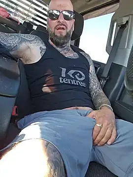 Stripchat Live Porn of Beardedtattood