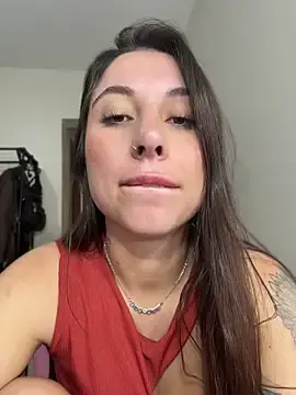 Stripchat Adult Webcam of Carolini09