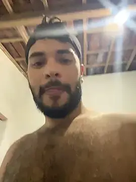 Stripchat Live Sex Cam of VitorFindomDOT