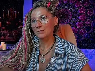 Stripchat Sex Cam of UmaSpace