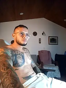 Stripchat Best live sex cam show of sebastian_horny