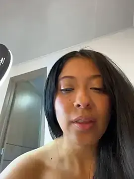 Stripchat Sex Cam of Valery_Evaans