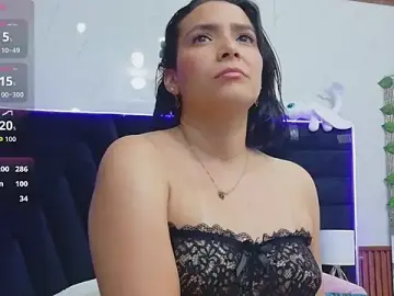 Stripchat Live Sex of Sluttyandmature