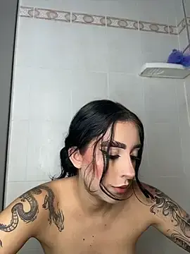 Stripchat Live Sex of sharlot24