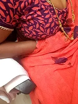 Stripchat Nude Webcam of Tamil_Ammani