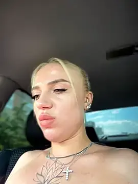 Stripchat Live Sex Cam of pinkstar_