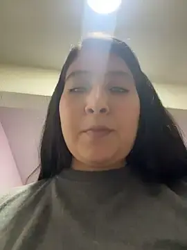 Stripchat Live Porn of evelyn_1702