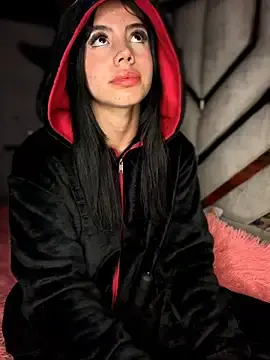 Stripchat Nude Webcam of Laura-Khalifa
